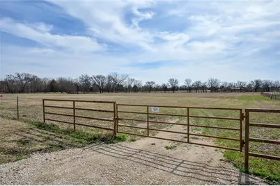 9061 Crow Wright Road, Sanger, TX 76266 - Photo 6