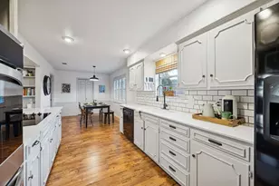 2704 Hunters Creek Dr, Plano, TX 75075 - Photo 8