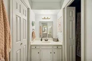 2704 Hunters Creek Dr, Plano, TX 75075 - Photo 16