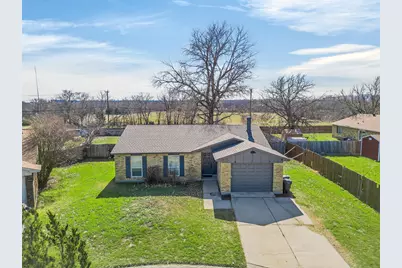 2308 Foxglen Court, Fort Worth, TX 76131 - Photo 2