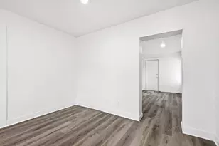 803 E 14th St, Bonham, TX 75418 - Photo 12