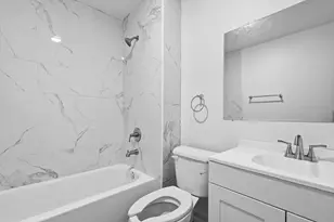 803 E 14th St, Bonham, TX 75418 - Photo 10