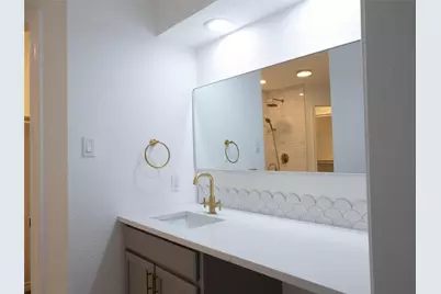 5733 Sage Bloom Drive, Arlington, TX 76017 - Photo 4