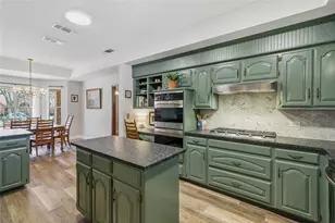 1120 Oak Bend Ln, Keller, TX 76248 - Photo 10