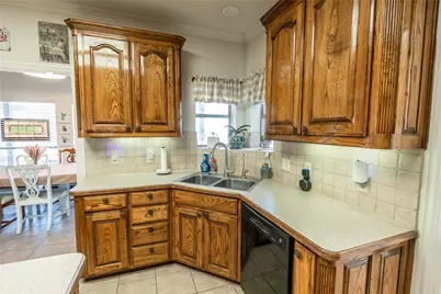 2168 Fruitland Road, Sunset, TX 76270 - Photo 24