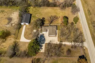 3109 Fm 1183, Ennis, TX 75119 - Photo 1