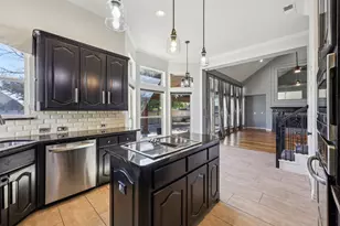 806 Parkwood Ct, McKinney, TX 75072 - Photo 16
