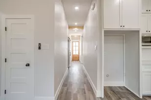 1406 Dorado Dr, Granbury, TX 76048 - Photo 4