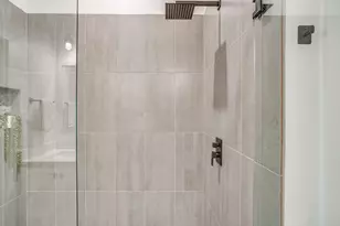 1406 Dorado Dr, Granbury, TX 76048 - Photo 24