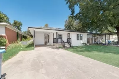 725 W Brock Street, Denison, TX 75020 - Photo 2