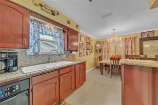 7613 Clover Ln, Watauga, TX 76148 - Photo 12