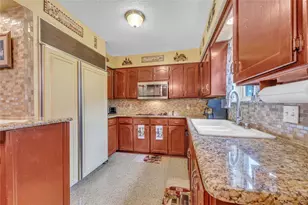 7613 Clover Ln, Watauga, TX 76148 - Photo 14