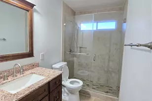 11801 Waterford Ln, Frisco, TX 75035 - Photo 14