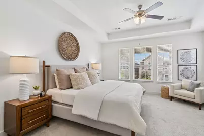 648 Courtyard Lane, Irving, TX 75039 - Photo 6
