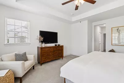 648 Courtyard Lane, Irving, TX 75039 - Photo 8