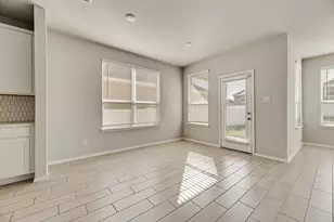 5913 Hopkins Dr, Providence Village, TX 76227 - Photo 4