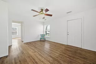 1823 N Crockett St, Sherman, TX 75092 - Photo 4