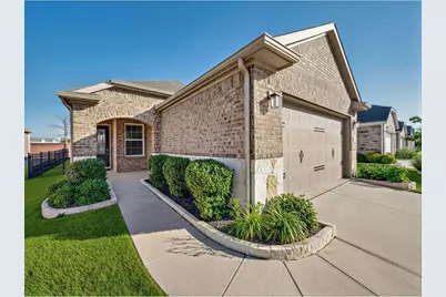 1884 Marsh Point Drive, Frisco, TX 75036 - Photo 2