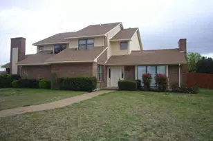 1001 Wimbledon Ln, Plano, TX 75075 - Photo 1