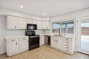 4208 Blackwillow Dr, Mesquite, TX 75150 - Photo 8