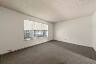 520 Quaid St, Marlin, TX 76661 - Photo 2