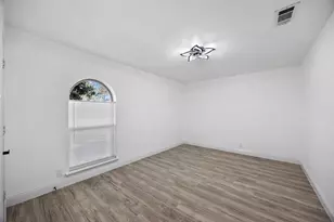 1870 El Paso St, Lewisville, TX 75077 - Photo 20