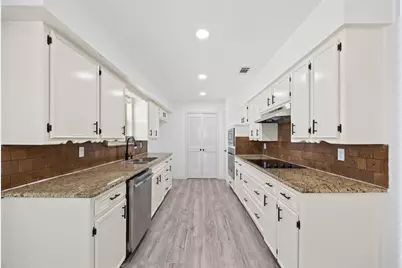 1870 El Paso Street, Lewisville, TX 75077 - Photo 12