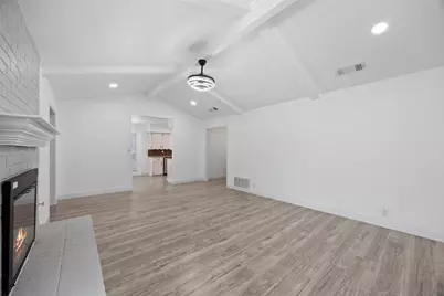 1870 El Paso Street, Lewisville, TX 75077 - Photo 6