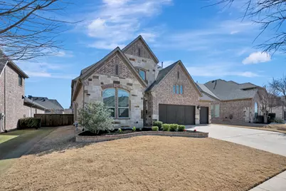 1052 Highpoint Way, Roanoke, TX 76262 - Photo 2