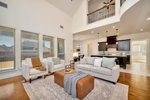 1052 Highpoint Way, Roanoke, TX 76262 - Photo 6