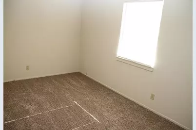 401 Hallvale Drive, Fort Worth, TX 76108 - Photo 6