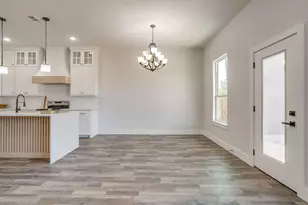 1406 Dorado Dr, Granbury, TX 76048 - Photo 12