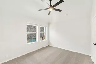 129 Silverleaf Dr, Balch Springs, TX 75181 - Photo 26
