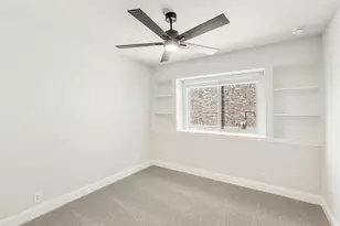 129 Silverleaf Dr, Balch Springs, TX 75181 - Photo 14
