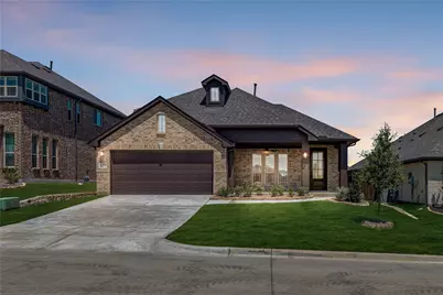 129 Silverleaf Drive, Balch Springs, TX 75181 - Photo 2