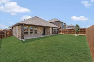 129 Silverleaf Dr, Balch Springs, TX 75181 - Photo 30