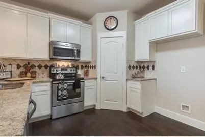 203 Belleville Drive, Lewisville, TX 75057 - Photo 16