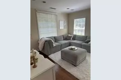 821 Newell Avenue, Dallas, TX 75223 - Photo 2