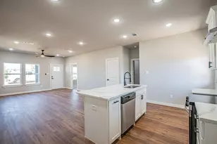 124 Brookview Dr, Bridgeport, TX 76458 - Photo 6