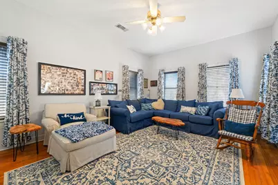 804 Prairie Avenue, Cleburne, TX 76033 - Photo 24