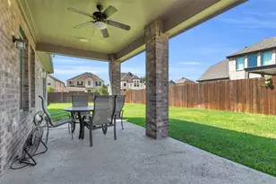 2105 Chapman Ln, Little Elm, TX 75068 - Photo 22