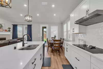 2105 Chapman Lane, Little Elm, TX 75068 - Photo 4