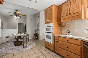 5505 Creek Valley Dr, Arlington, TX 76018 - Photo 6