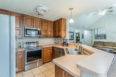 5008 Guadalupe Court, Granbury, TX 76048 - Photo 6