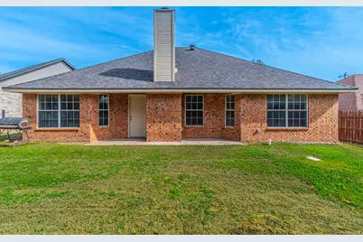 5008 Guadalupe Court, Granbury, TX 76048 - Photo 24