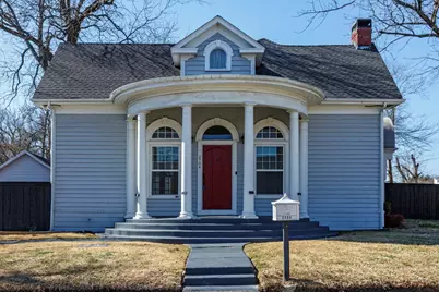 2704 King Street, Greenville, TX 75401 - Photo 2