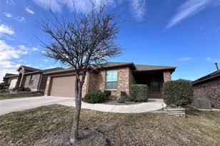 10128 Huntersville Trl, Fort Worth, TX 76108 - Photo 2