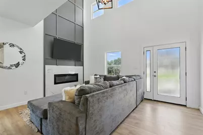 5114 Stoneridge Drive, Granbury, TX 76048 - Photo 6