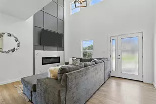 5114 Stoneridge Dr, Granbury, TX 76048 - Photo 6