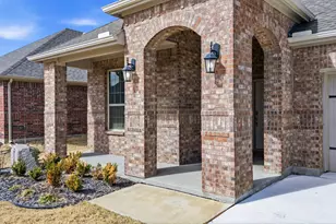 10313 Fountain Gate St, Aubrey, TX 76227 - Photo 2
